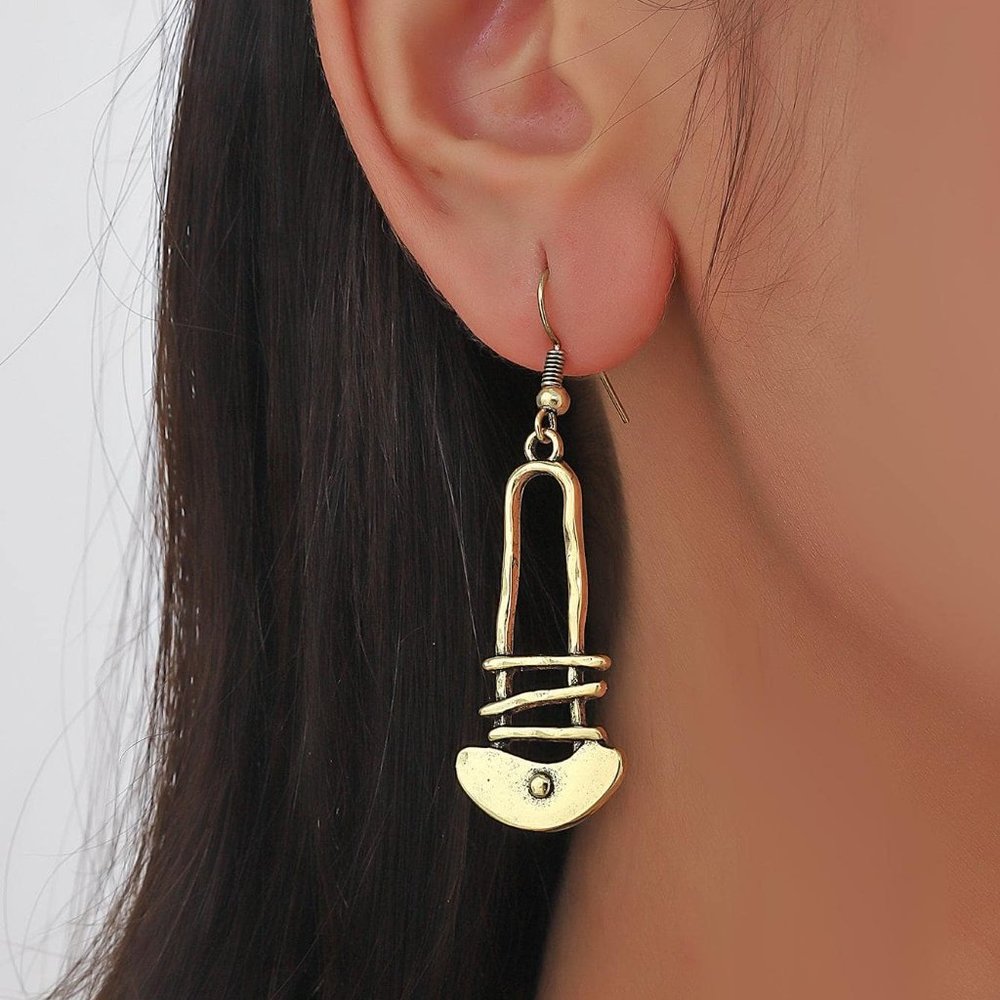 Modernist Silver Plated Dangle Earrings Boutique - Picture 2 of 5